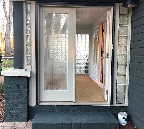 Sunroom entrance