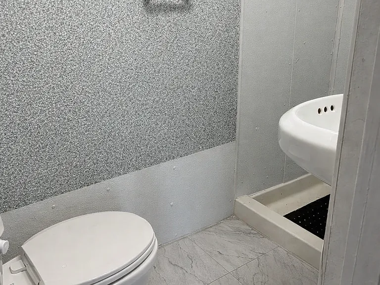 256 N Main St #1 — Photo 7