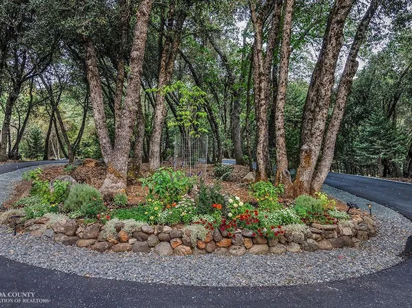 14055 Mount Auburn Cir, Nevada City, CA 95959