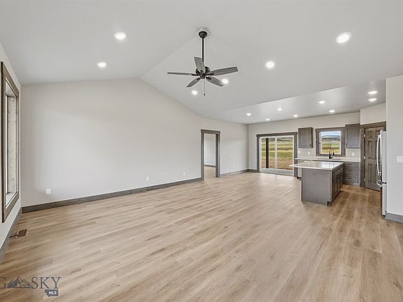 4th image of 5 Ramona Rd