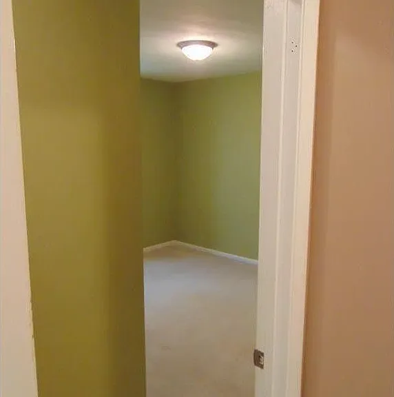 125 Wexford Dr E — Photo 11