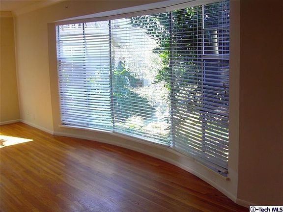 4th image of 172 S Orange Grove Blvd APT 122