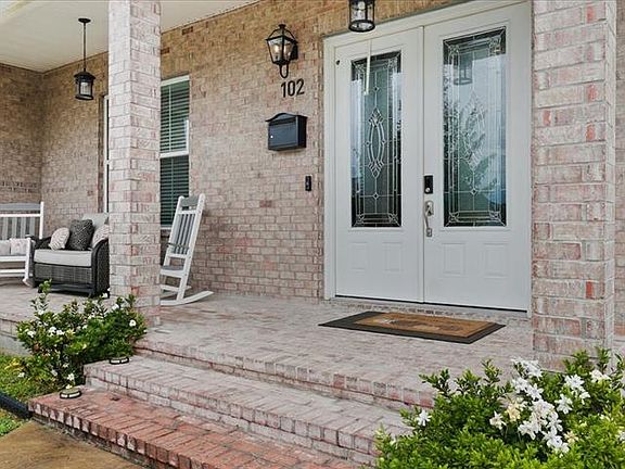 2nd image of 102 Gelpi Ave
