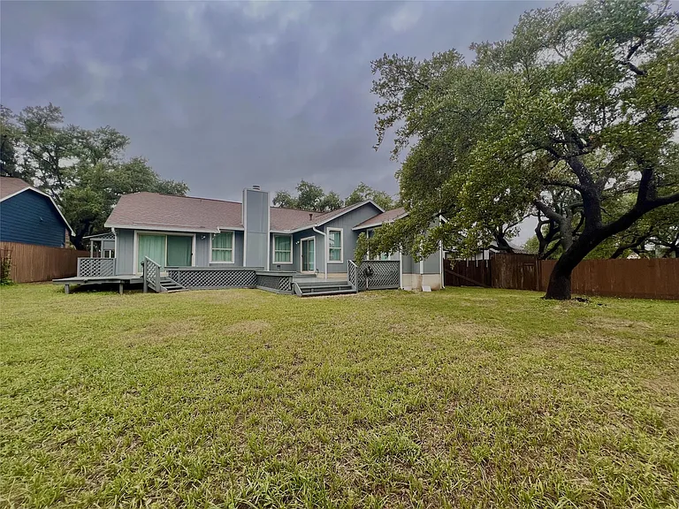 11917 Meadowfire Dr — Photo 38