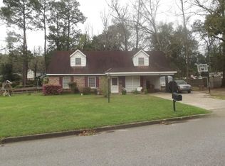 550 Markham Dr, Mobile, AL 36609