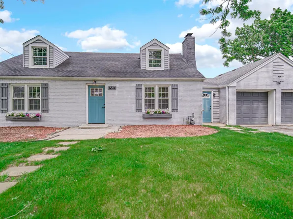 1234 River Ter, Hobart, IN 46342