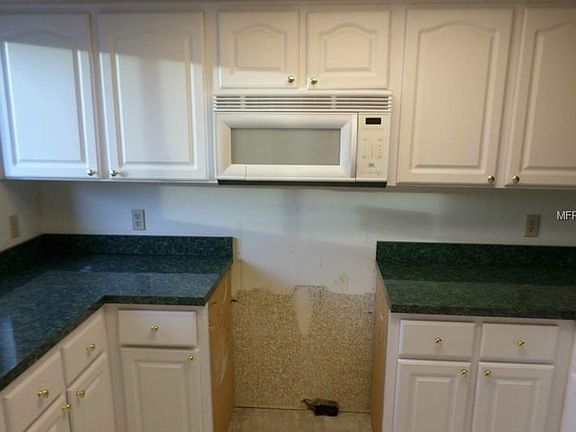 3rd image of 2236 Oak Wind Dr