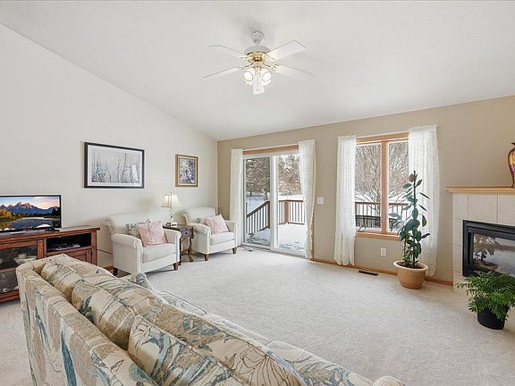 5th image of 1362 146th Ave