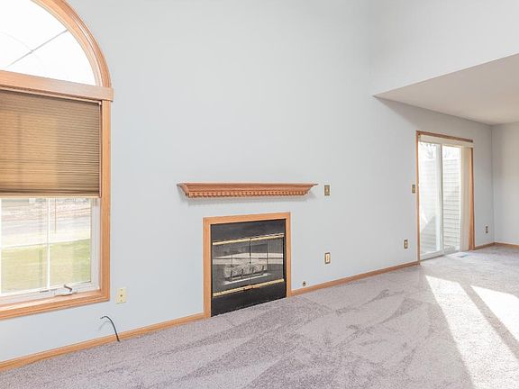 3rd image of 13278 Aberdeen St NE