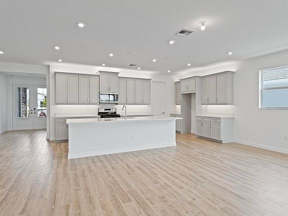 3rd image of 9801 SW Isabelline Drive
