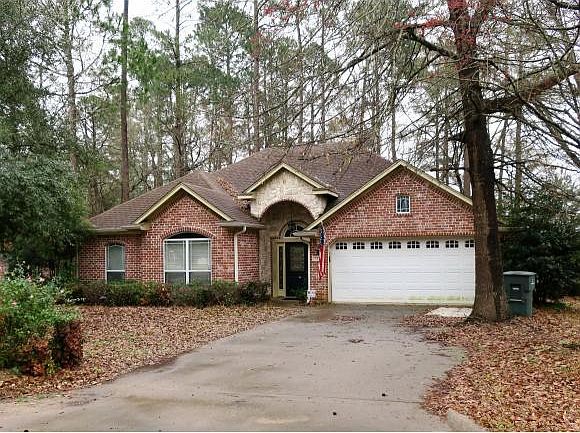 1st image of 713 Village Gate Cir