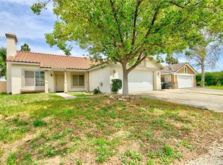 19350 Okeechobee Ln, Lake Elsinore, CA 92530