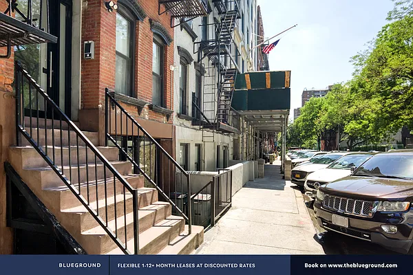 Rented by The Blueground | media 38