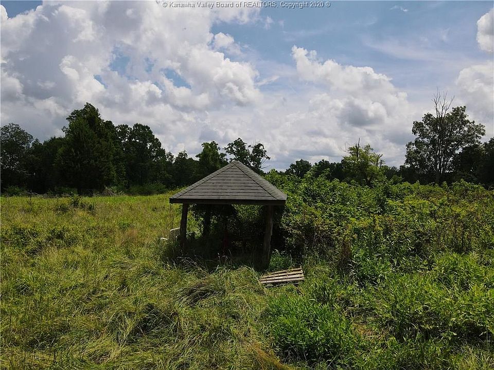 2nd image of 474 Lucas Hollow Rd