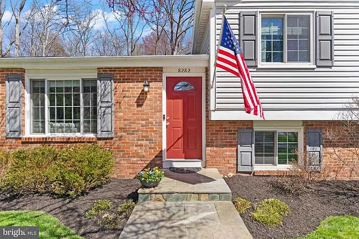 8282 Morning Dew Ct — Photo 3