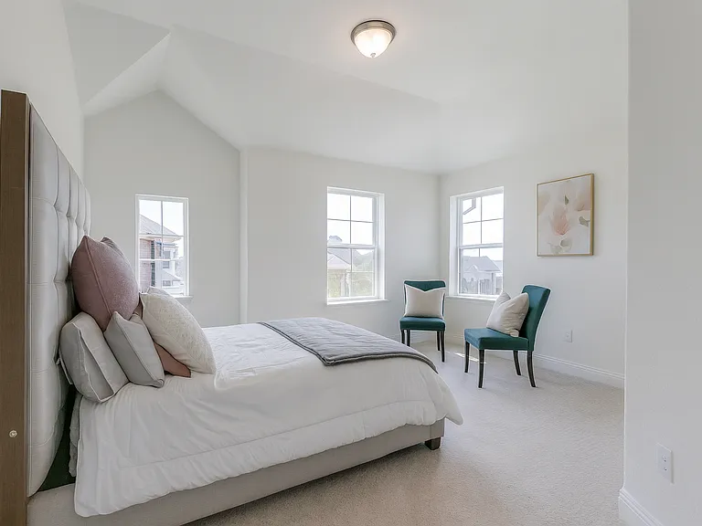 337 Gleneagles Dr — Photo 12