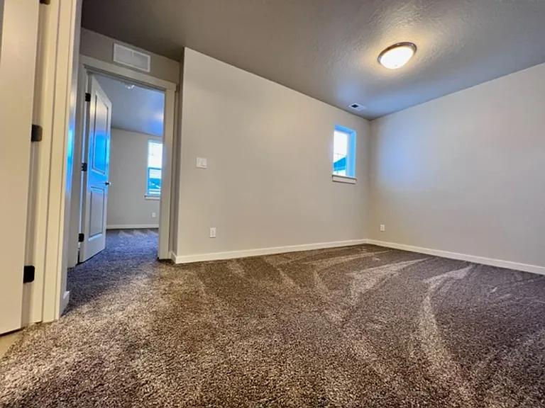 3121 N Lochness Ave — Photo 22