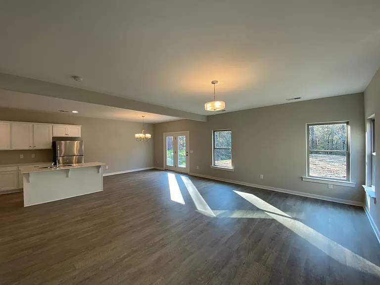 7940 Saint James Dr — Photo 14