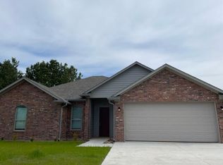 2103 Boston Dr, Longview, TX 75601