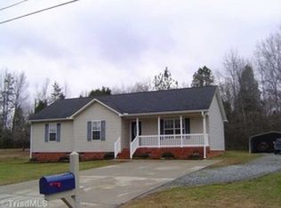 244 E Meadow Rd, Thomasville, NC 27360
