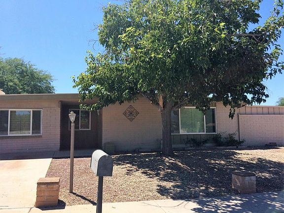 2nd image of 2510 S Kevin Dr