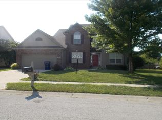8332 Crystal Pointe Ln, Indianapolis, IN