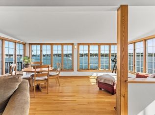 10 Nimrod Way, Wareham, MA 02571