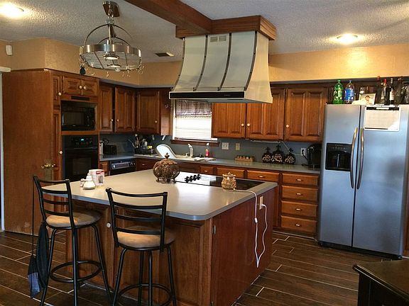 5th image of 1525 Quannah Dr