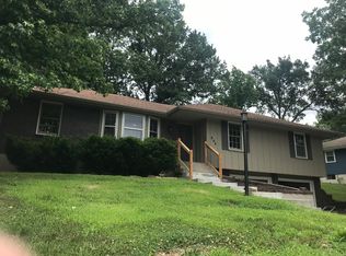 809 High Dr, Excelsior Springs, MO 64024