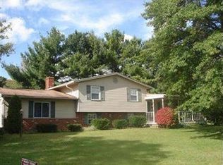 7963 Sapphire Ave NE, Canton, OH 44721