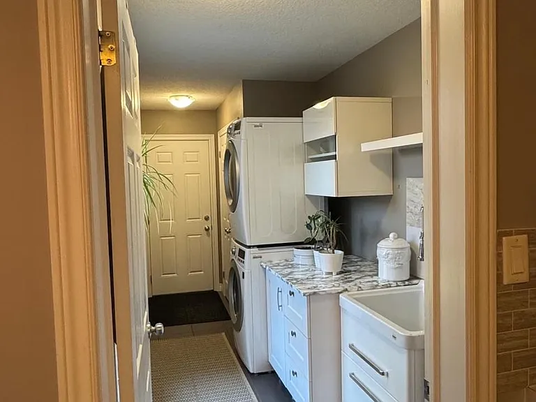 14 Amos Dr #29 — Photo 20