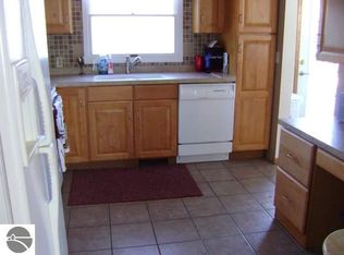 3355 W Voice Rd, Kingsley, MI 49649