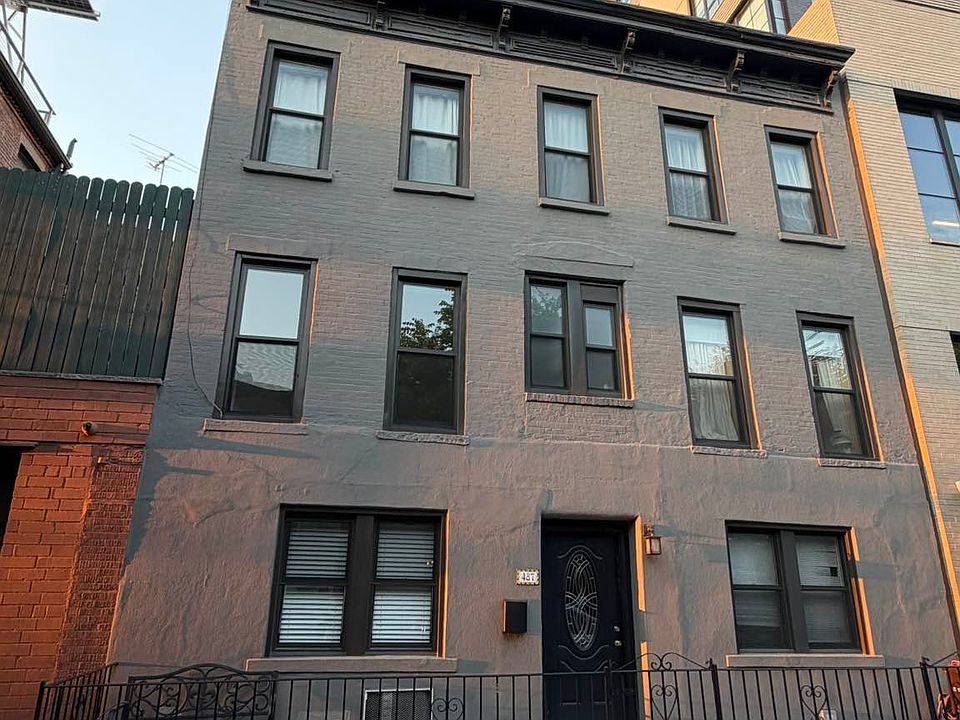 1st image of 487 Carroll St #1
