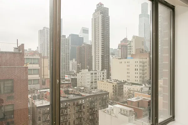 Rented by MNS | media 1