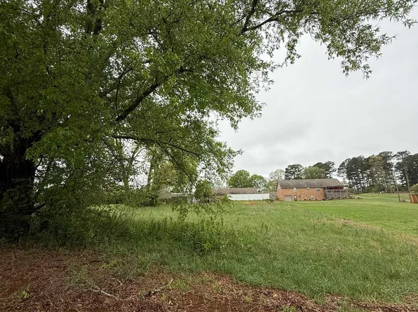 324 Oakview Cir, Killen, AL 35645