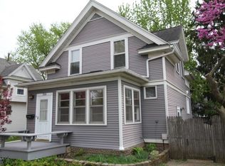 306 W 2nd St, Sandwich, IL 60548