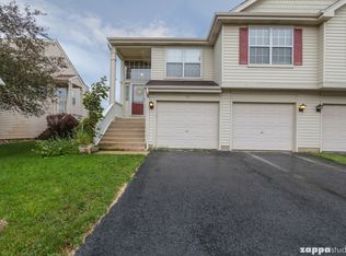 73 Seton Creek Dr, Oswego, IL 60543