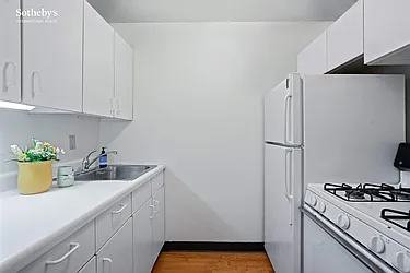 Rented by Sotheby's International Realty