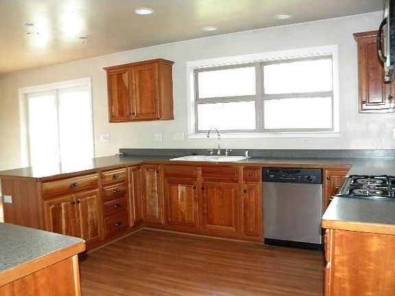 5th image of 1761 Chanterelle Dr