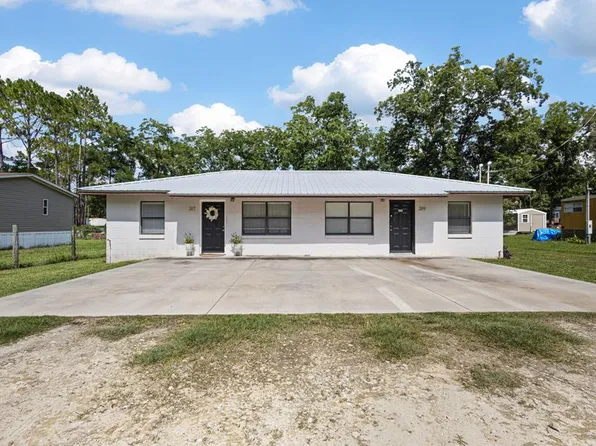 317 SW 7th St, Chiefland, FL 32625