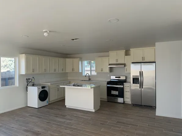(undisclosed Address), San Diego, CA 92105