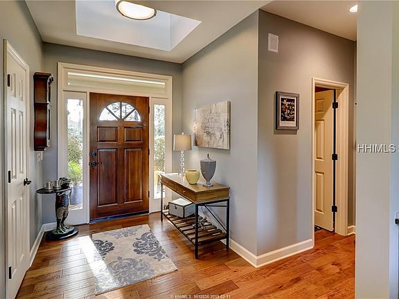 3rd image of 299 Seabrook Dr