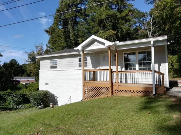 1558 Deauville Ct NW, Atlanta, GA 30318