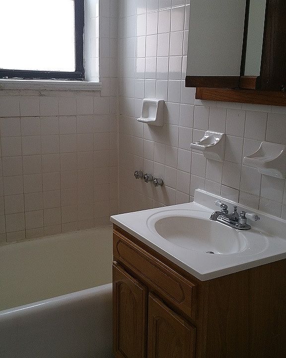 1st image of 11853 Metropolitan Ave APT 4D