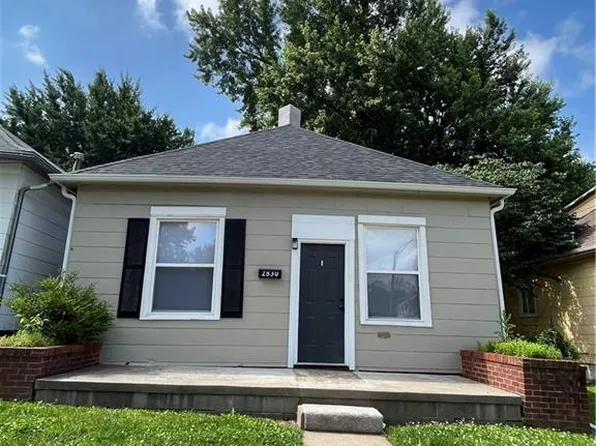 2830 Jules St, Saint Joseph, MO 64501