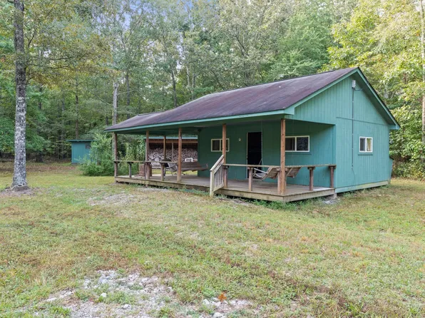 222 Water Cure Rd, Belvidere, TN 37306