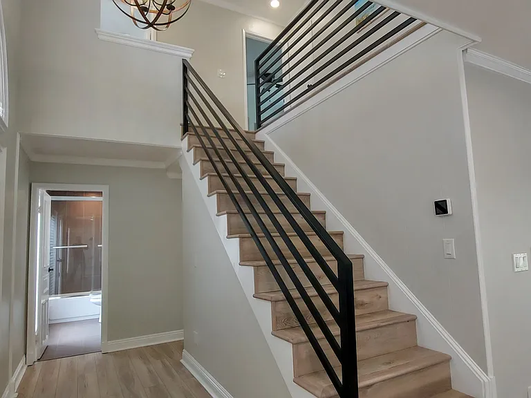 1295 Harold Ave — Photo 13