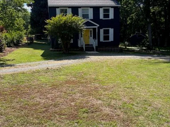 4125 Shepherd Ct, Burlington, NC 27215