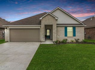 402 Caldwell Sugar Rd, Youngsville, LA 70592