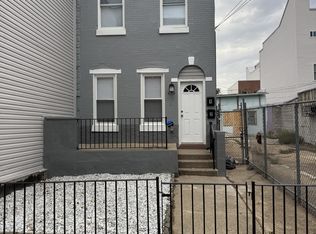 1933 E Huntingdon St, Philadelphia, PA 19125